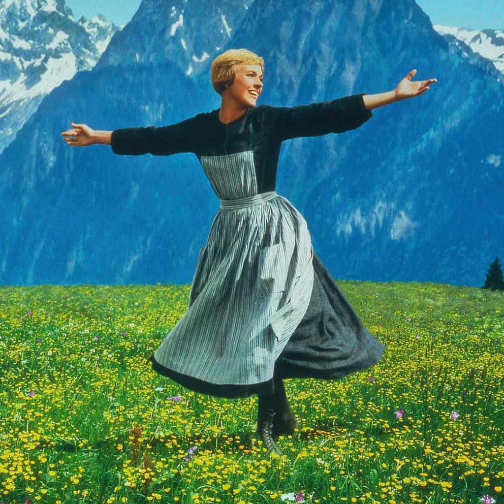 1 października Julie Andrews skończyła 80 lat. Oto muzyka z jej najważniejszego filmu!